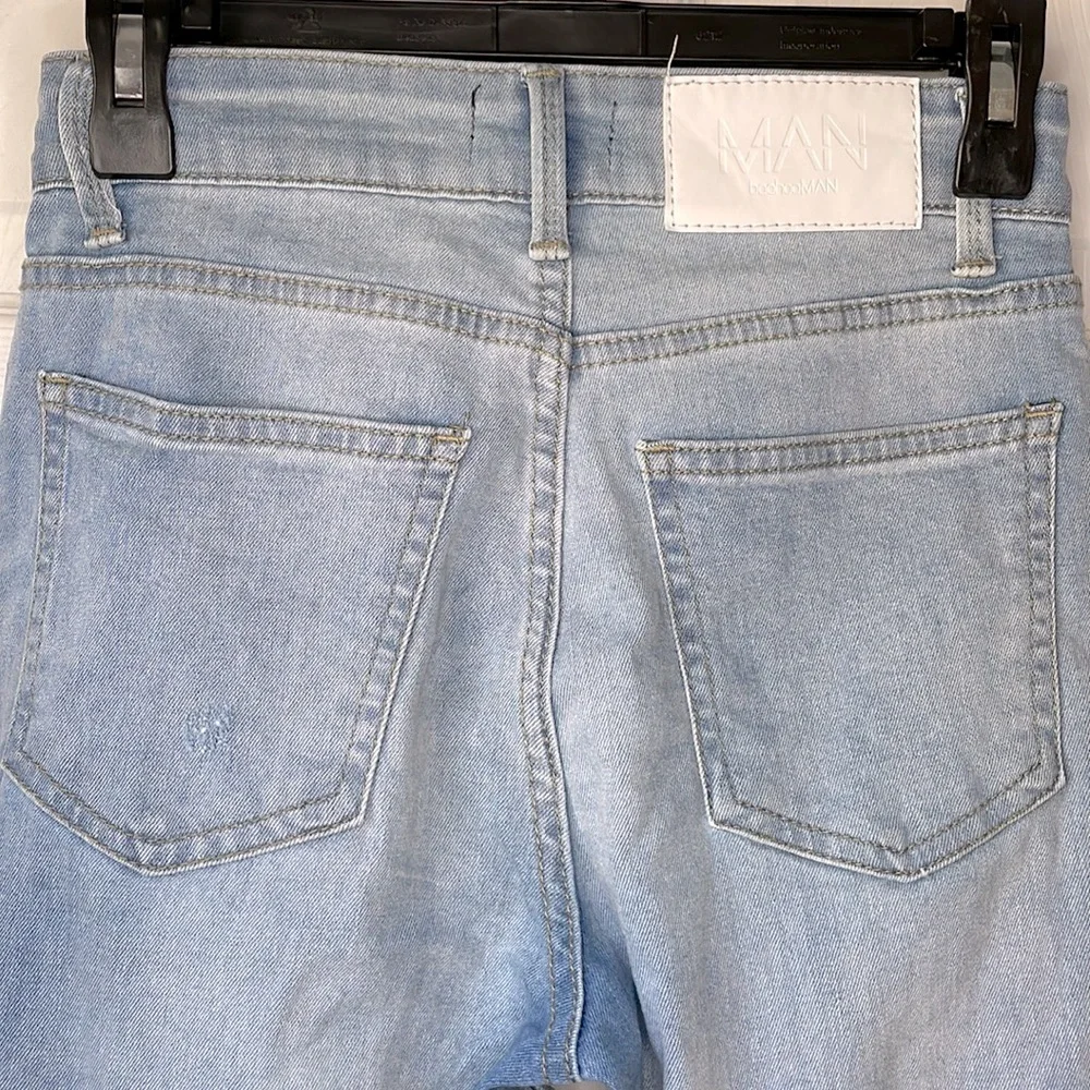 SUPER SKINNY BANDANA RIP AND REPAIR JEANS‎